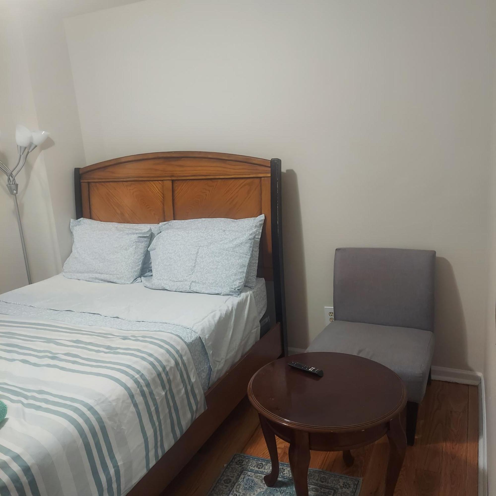 Cosy Bedroom 12Mins To Airport Prudential Njit Umdj Penn Station Newark Exterior photo